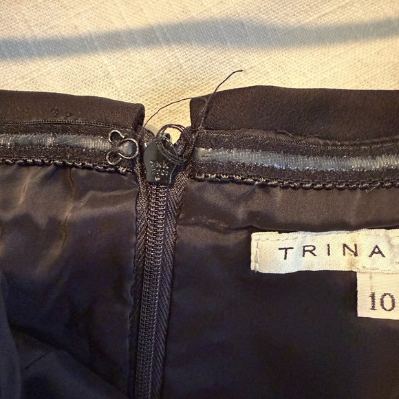 Trina Turk Black Strapless Jumpsuit Wide Legs Romper Pockets Pleats size 10 - Picture 5 of 7